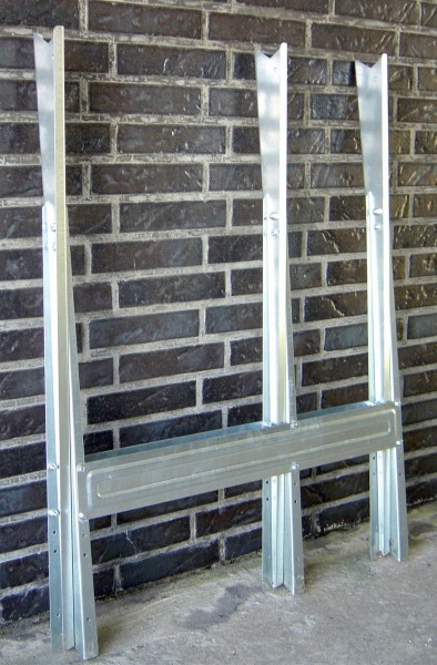 Metallsägebock aus chromatiertem Stahl